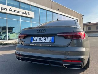 AUDI A4 35 TDI/163 CV S tronic S line edition