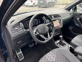 VOLKSWAGEN Tiguan 2.0 TDI 150 CV SCR DSG R-Line