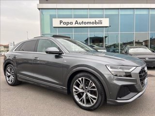 AUDI Q8 45 TDI quattro tiptronic Sport