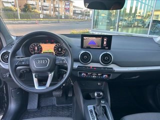 AUDI Q2 35 TFSI S tronic Business Plus