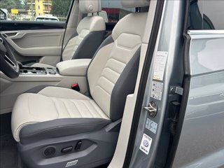 VOLKSWAGEN Touareg 3.0 V6 TDI SCR Elegance