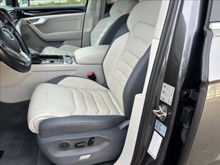 VOLKSWAGEN Touareg 3.0 V6 TDI SCR Elegance