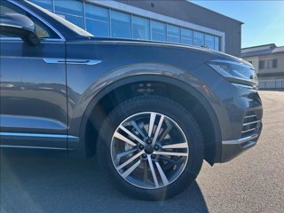 VOLKSWAGEN Touareg 3.0 V6 TDI SCR Elegance