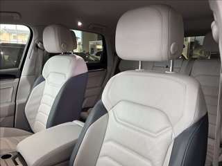 VOLKSWAGEN Touareg 3.0 V6 TDI SCR Elegance