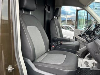 VOLKSWAGEN Crafter 30 2.0 TDI 140CV PM-TA Furgone Logistic
