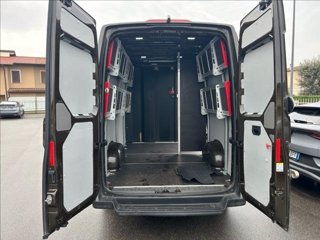 VOLKSWAGEN Crafter 30 2.0 TDI 140CV PM-TA Furgone Logistic