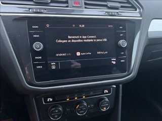 VOLKSWAGEN Tiguan 2.0 TDI SCR DSG Business BlueMotion Technology