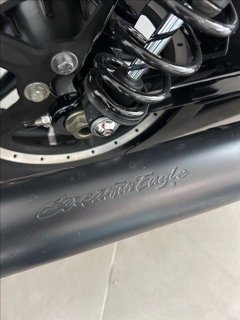 HARLEY DAVIDSON 883 IRON HARLEY DAVIDSON 883 IRON