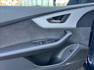 AUDI Q8 50 TDI 286 CV quattro tiptronic Sport